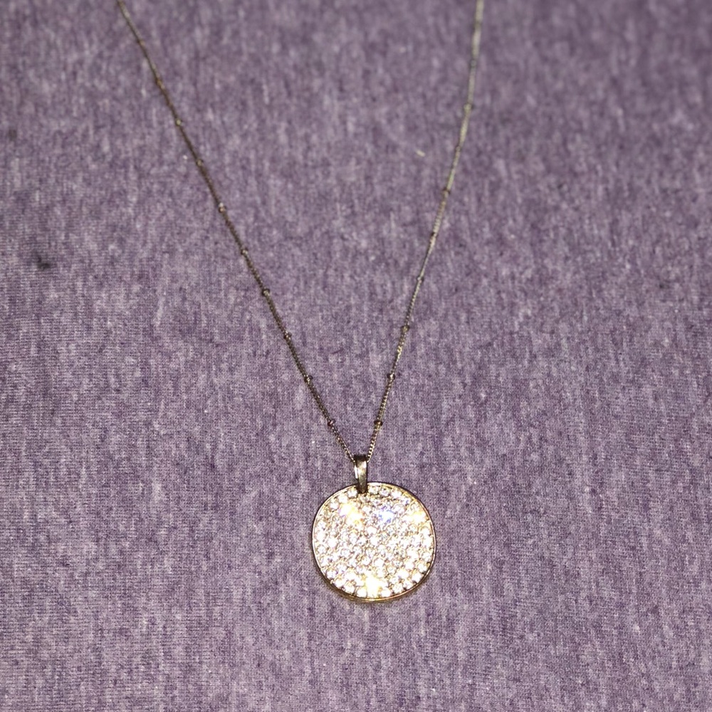 Gemstone pendant necklace